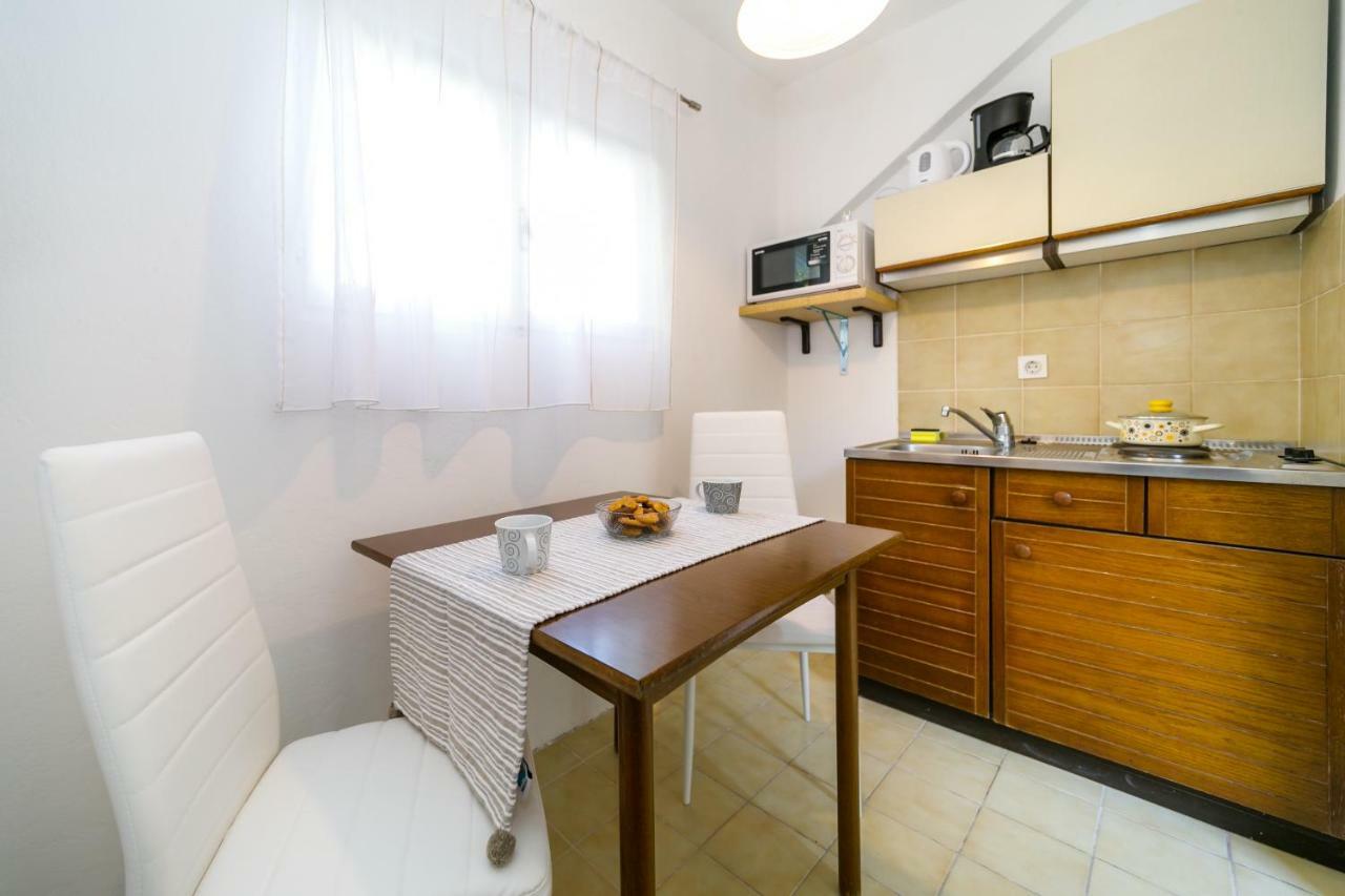 Apartman Jezevac Krk Town Exterior photo