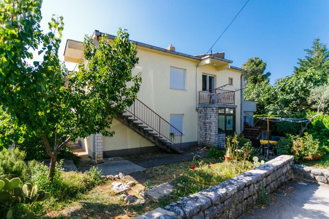 Apartman Jezevac Krk Town Exterior photo
