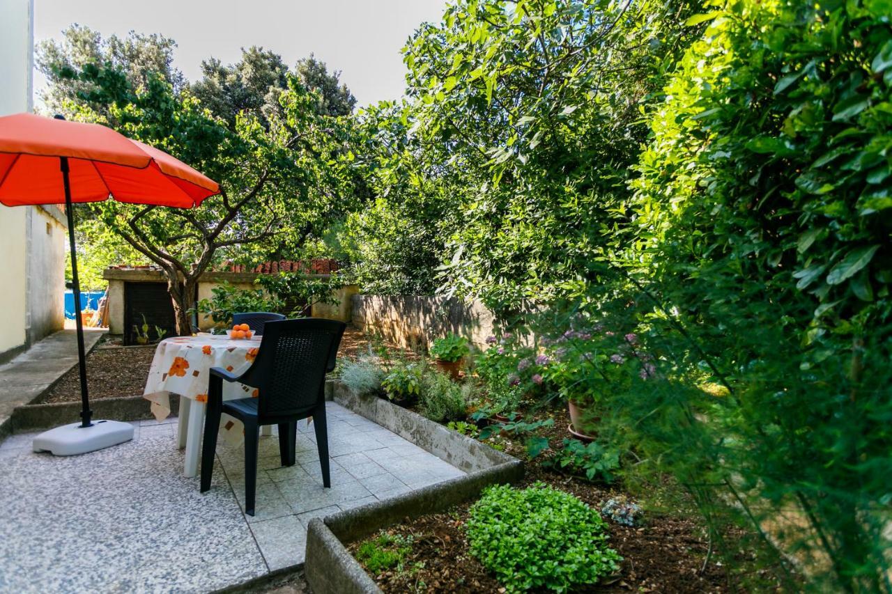 Apartman Jezevac Krk Town Exterior photo